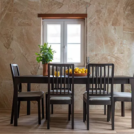 Donothing House - - باليال